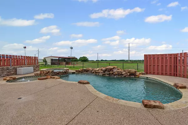 Sanger, TX 76266,4040 Austin CIR