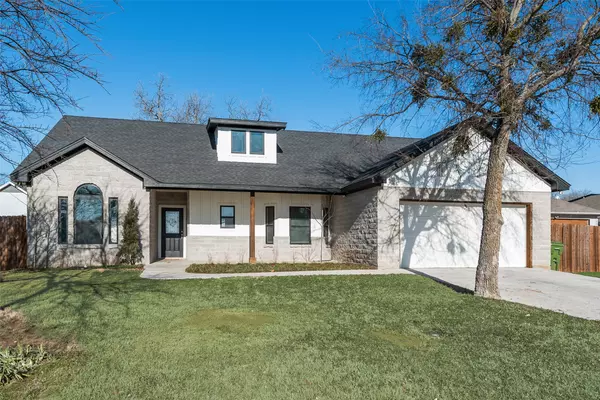 301 N 2nd ST, Godley, TX 76044
