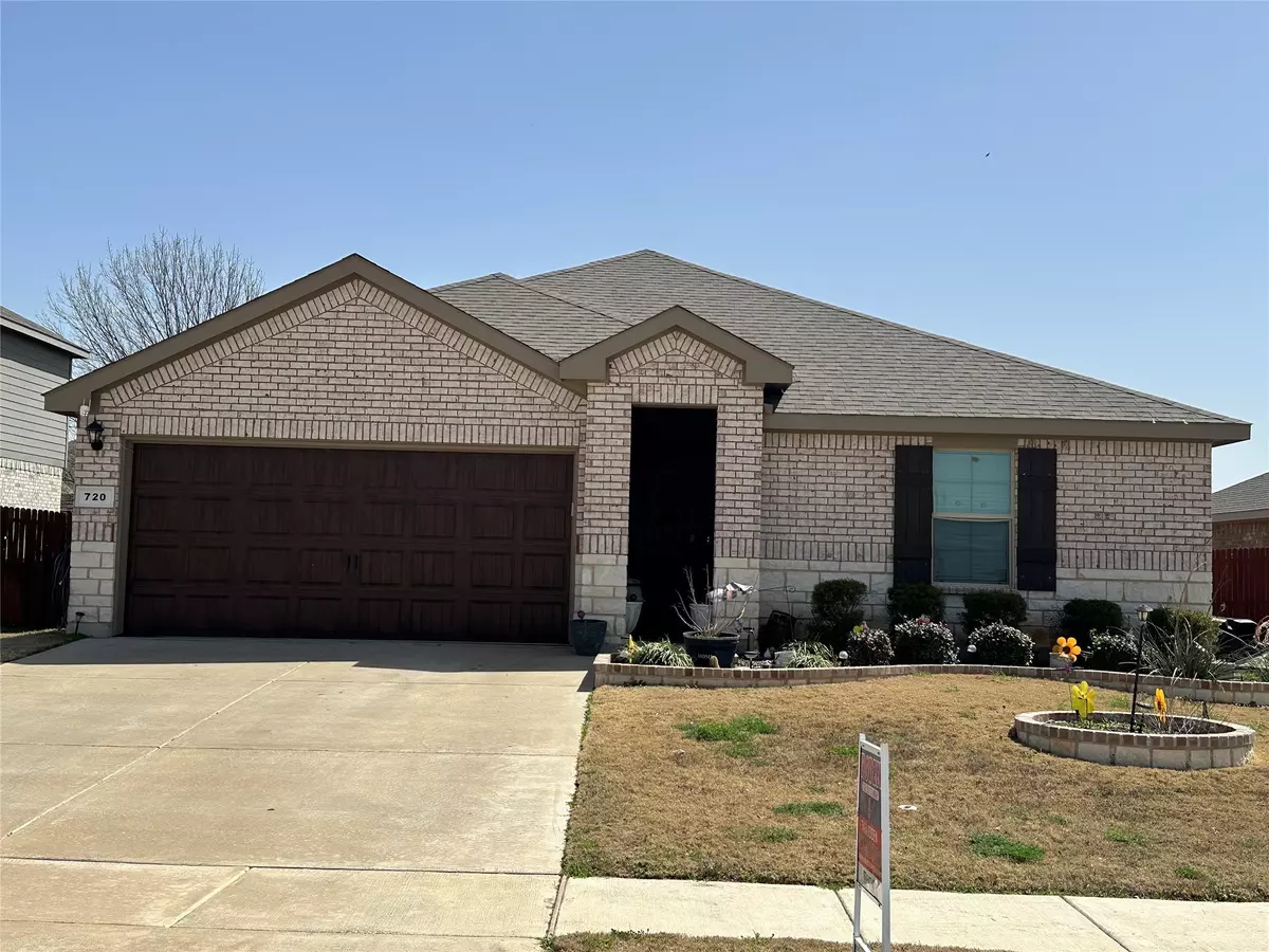 Cleburne, TX 76033,720 Wolf Creek DR