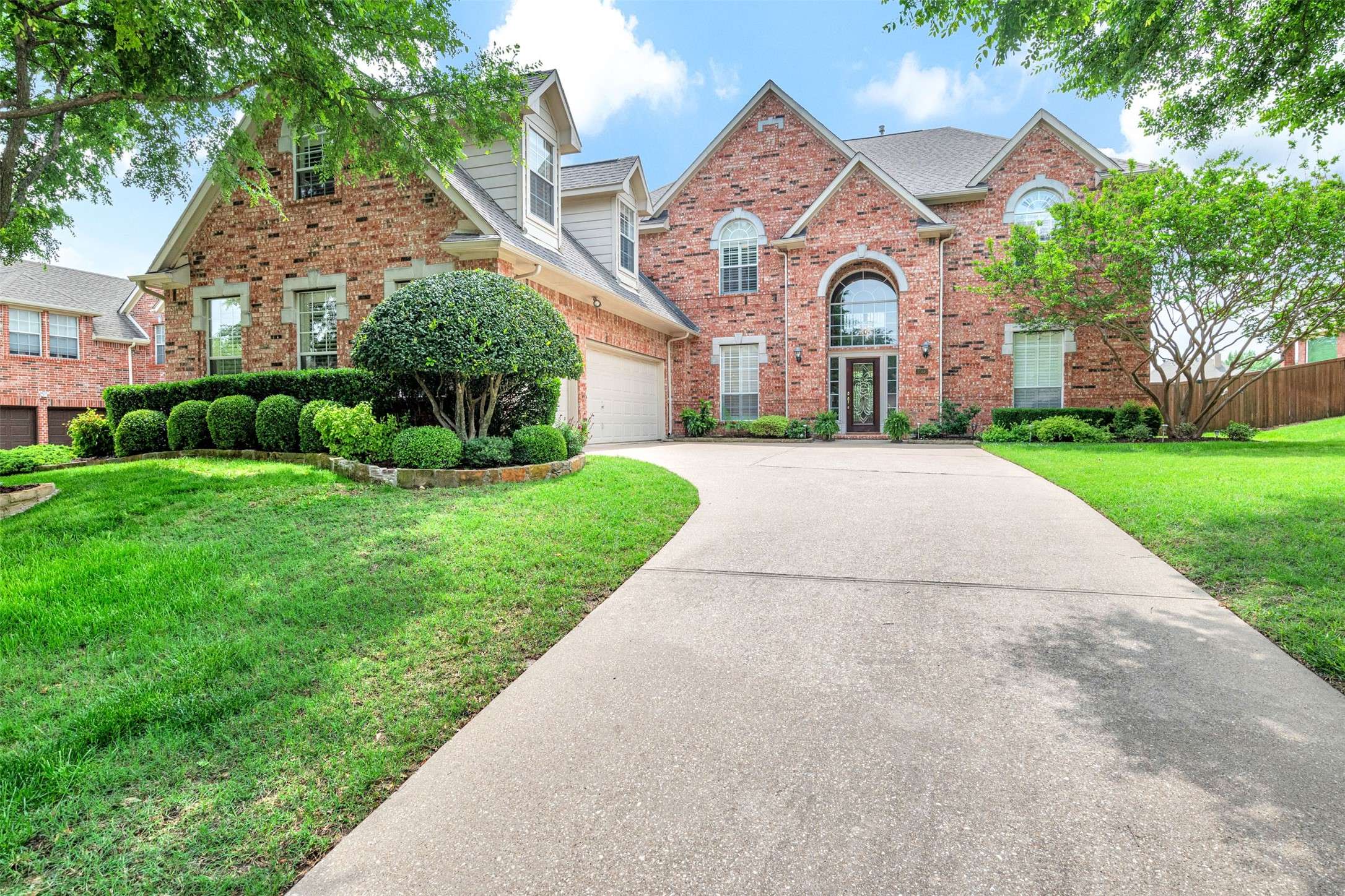 3906 Sharp LN, Richardson, TX 75082
