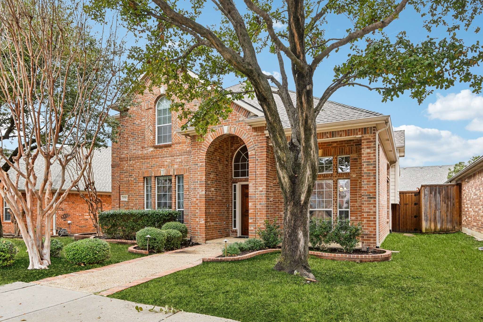 1741 Flowers DR, Carrollton, TX 75007