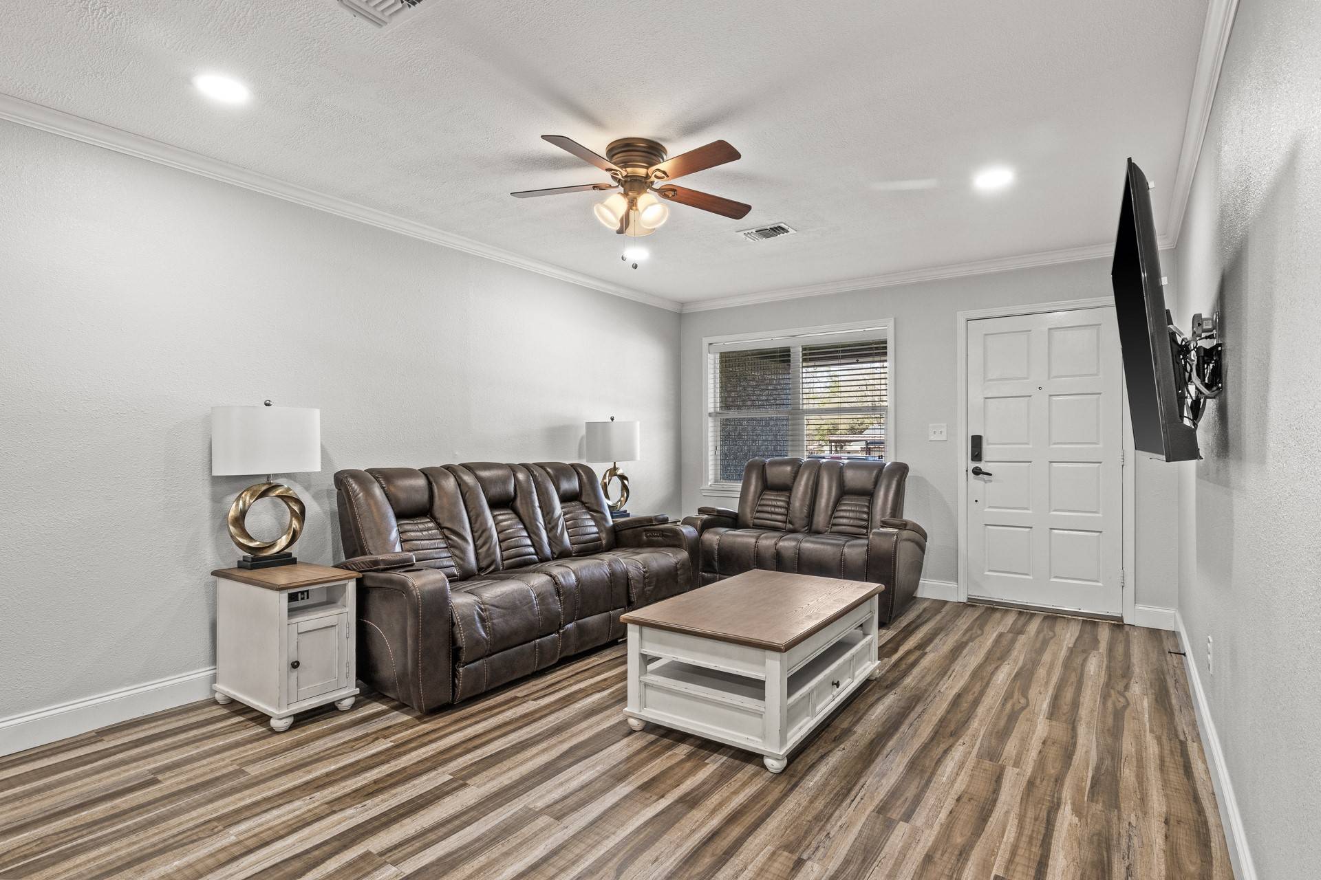 Mount Pleasant, TX 75455,402 E Magnolia DR