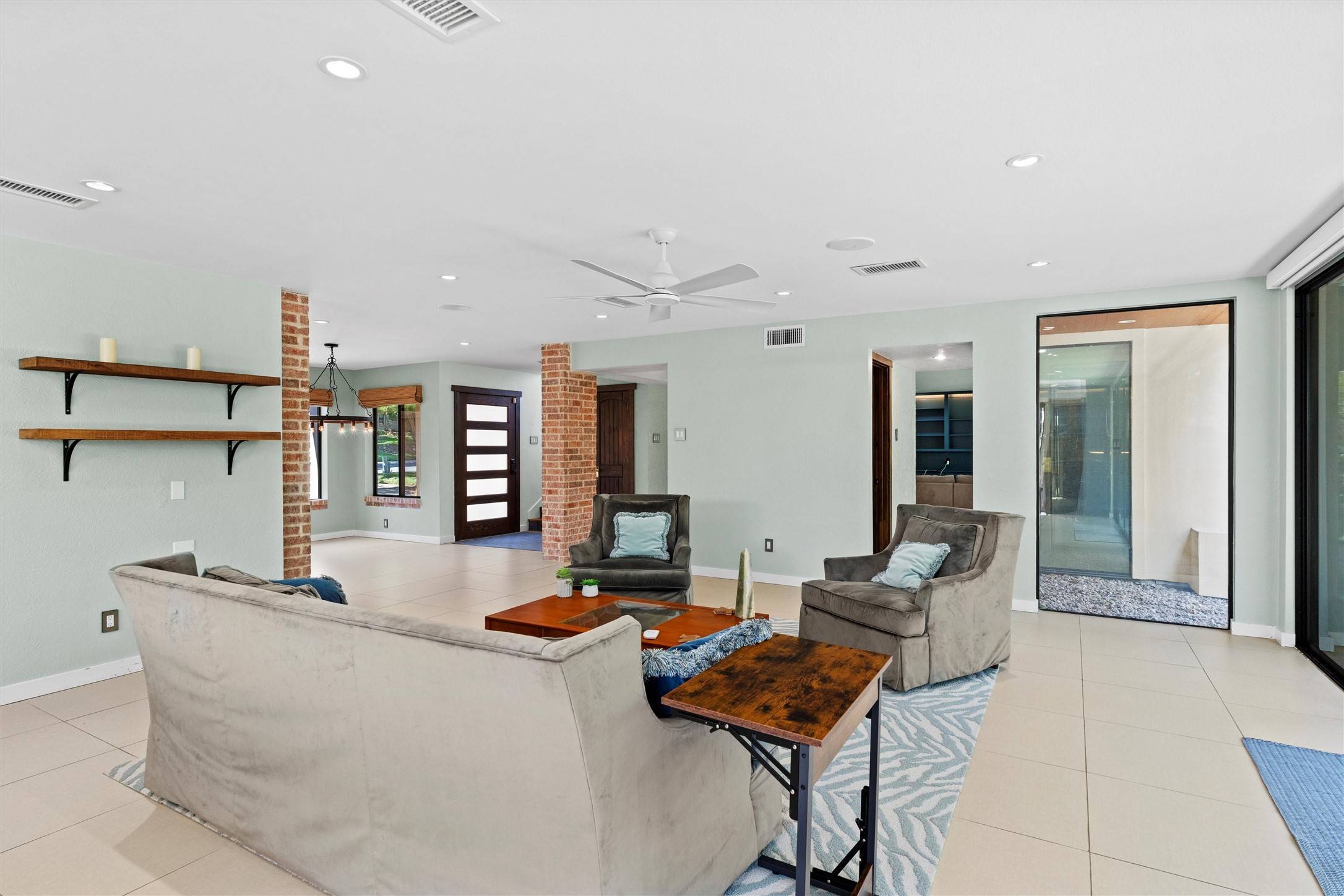 Dallas, TX 75243,9120 Branch Hollow DR