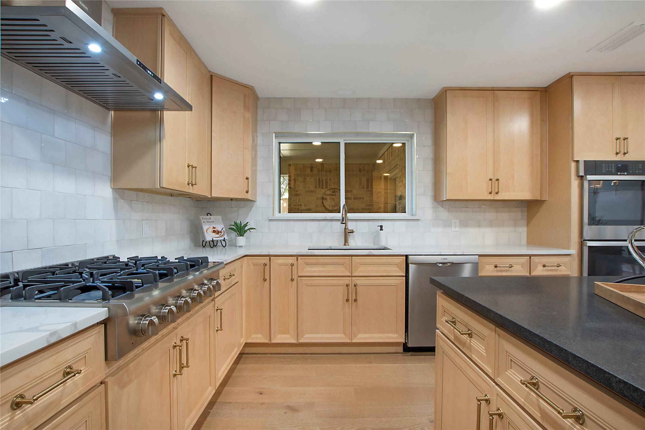 9603 Greensprint DR, Dallas, TX 75238