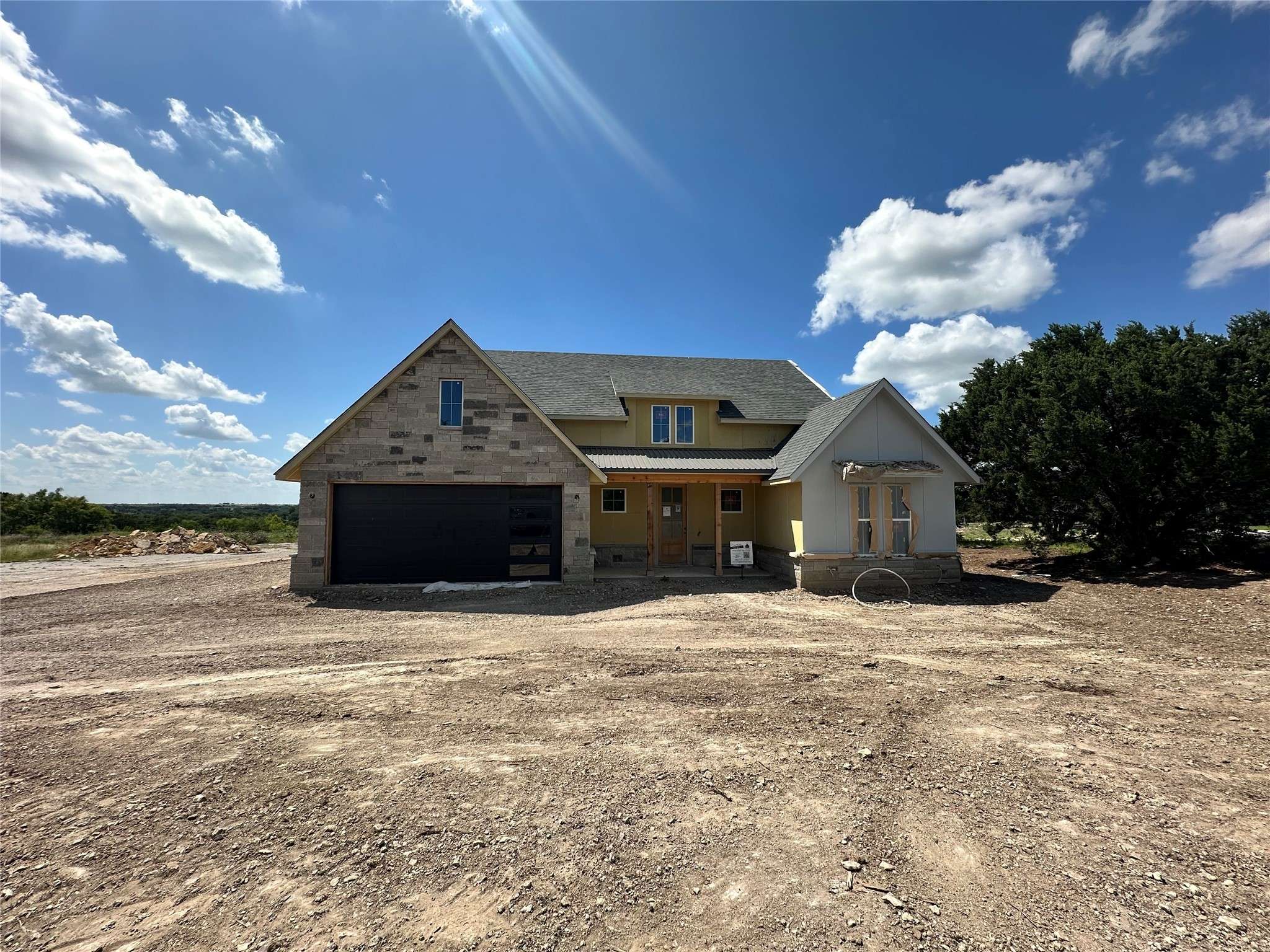 Cara 9 Thompson RD, Weatherford, TX 76087