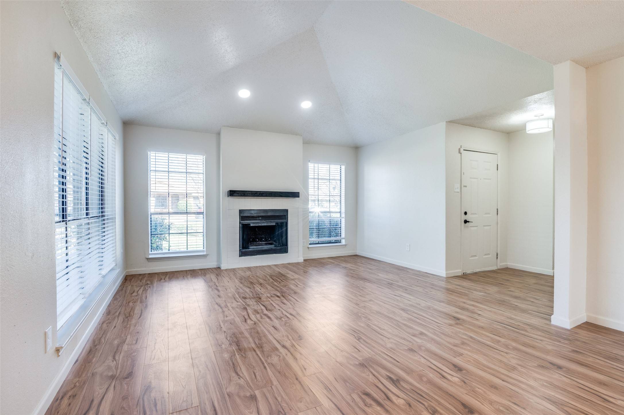 Lancaster, TX 75134,2833 Stonycroft CT