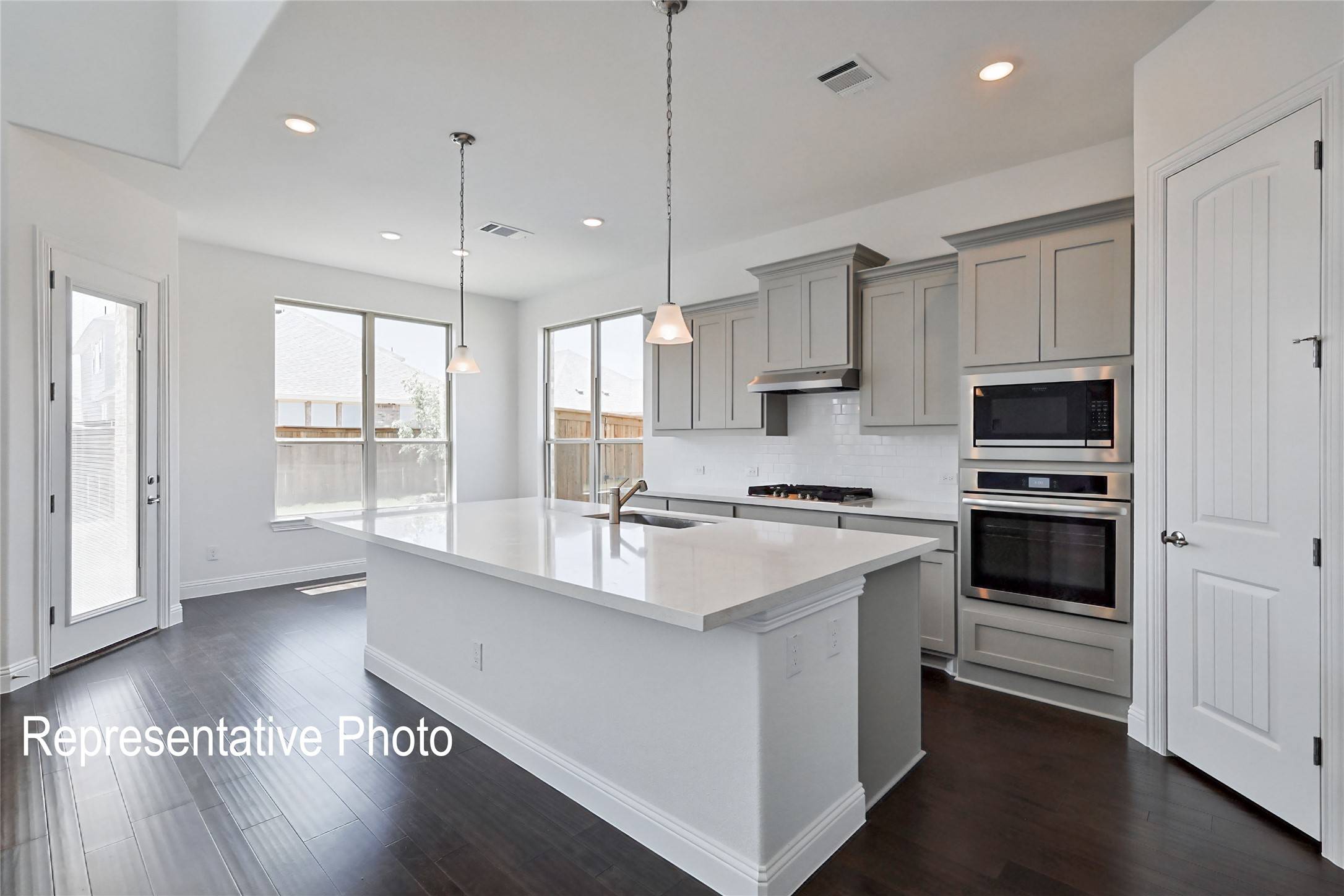 Waxahachie, TX 75167,544 Station DR