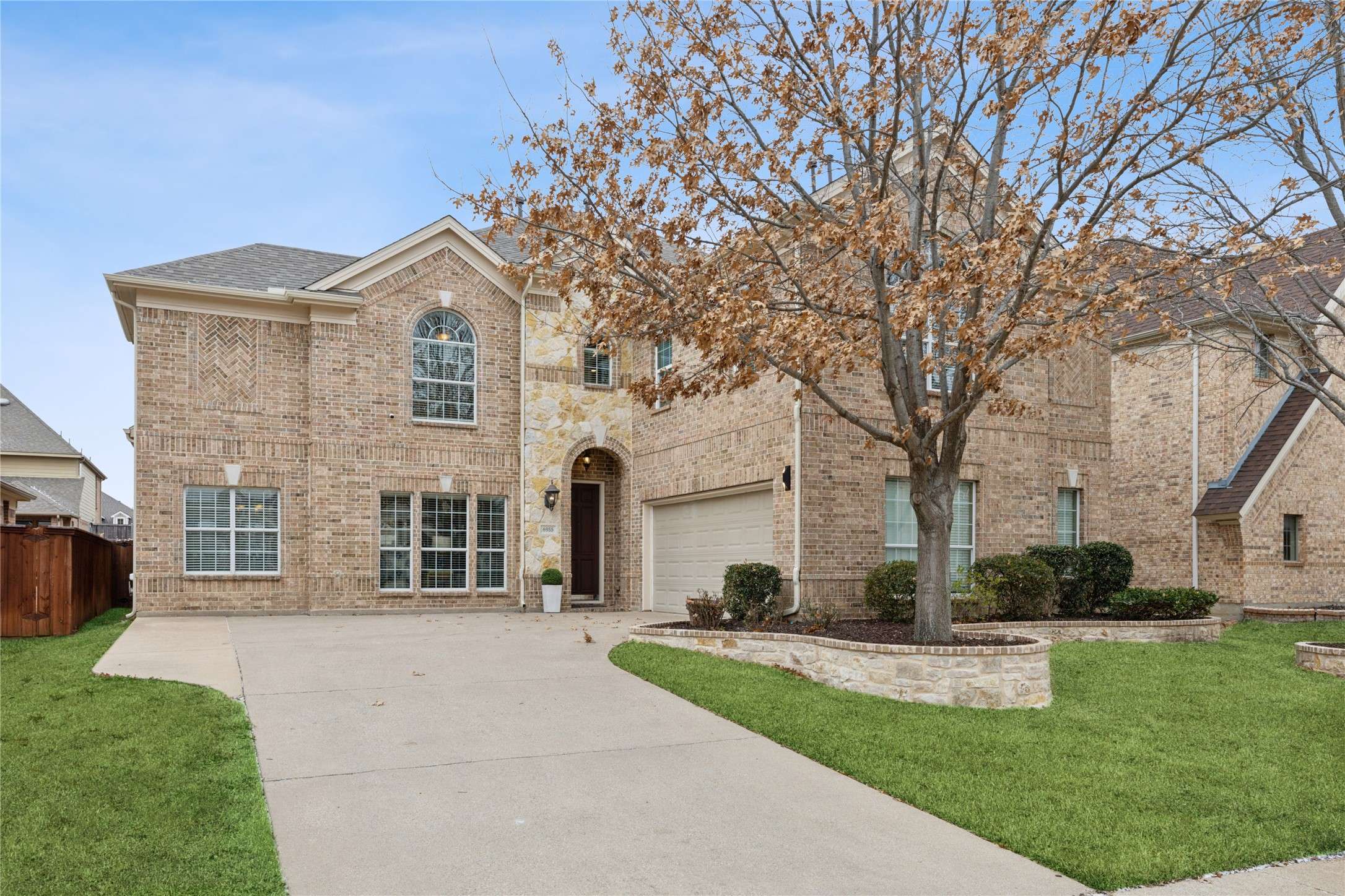 6955 Seabreeze DR, Grand Prairie, TX 75054