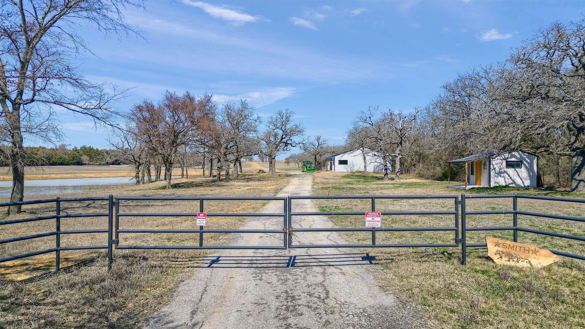 1387 County Road 140, Whitesboro, TX 76273