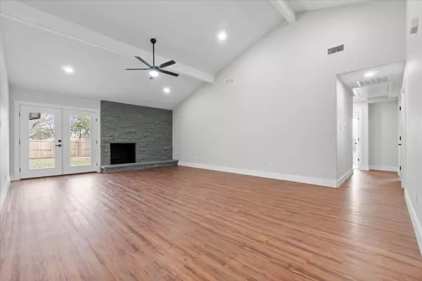 Dallas, TX 75232,1207 Willow Glen DR