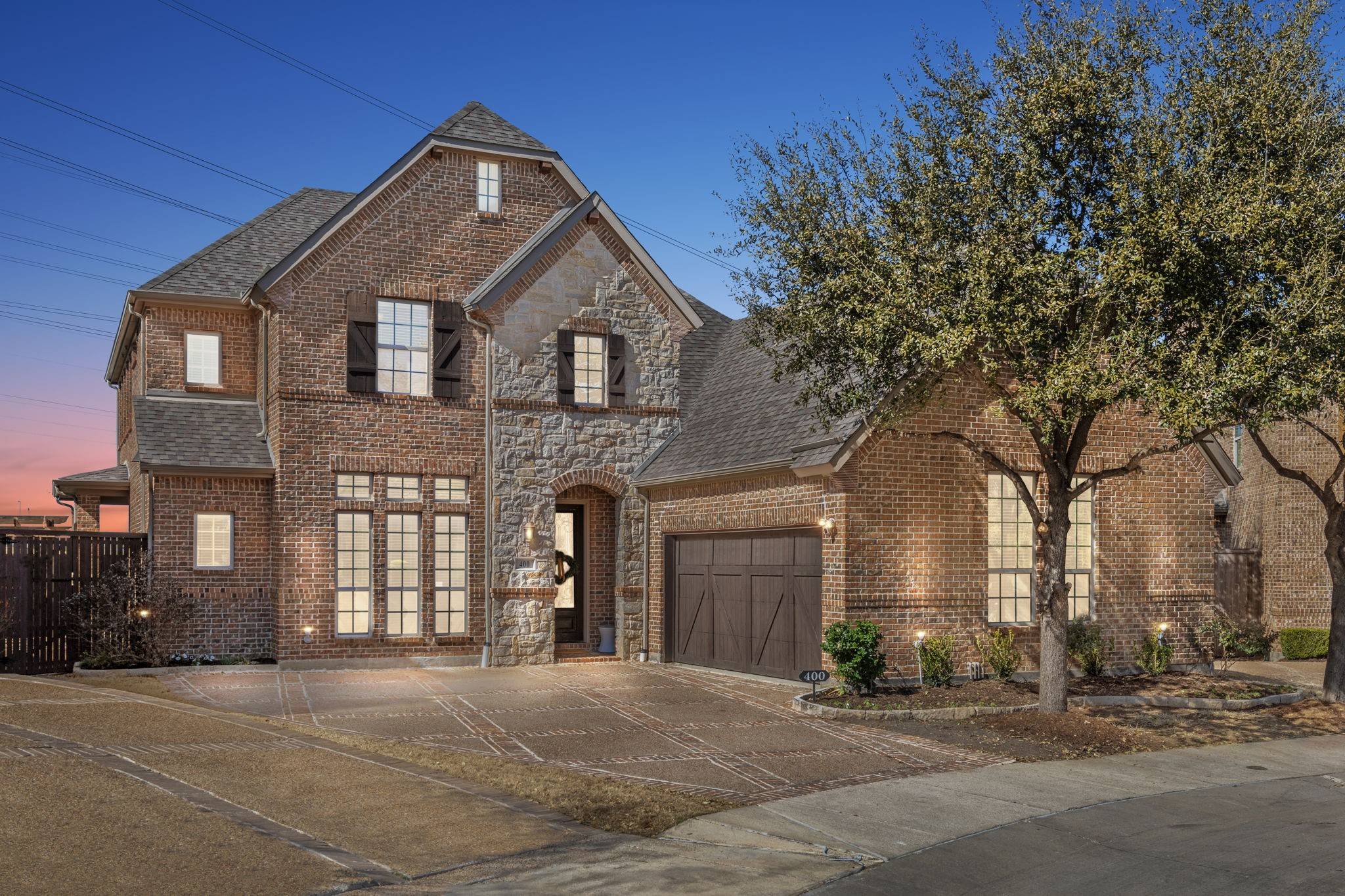 400 King Galloway DR, Lewisville, TX 75056