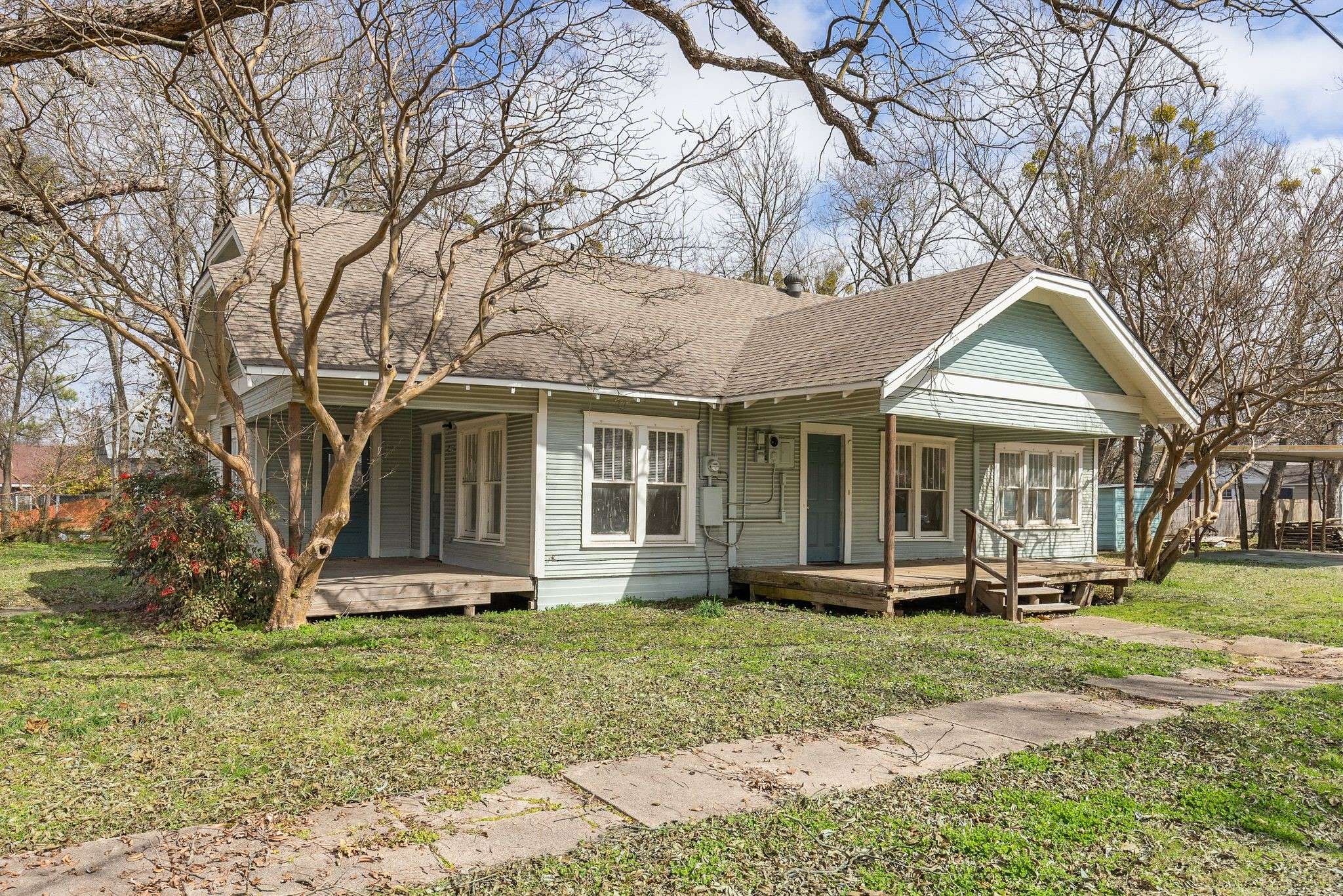 1412 Locust ST, Commerce, TX 75428