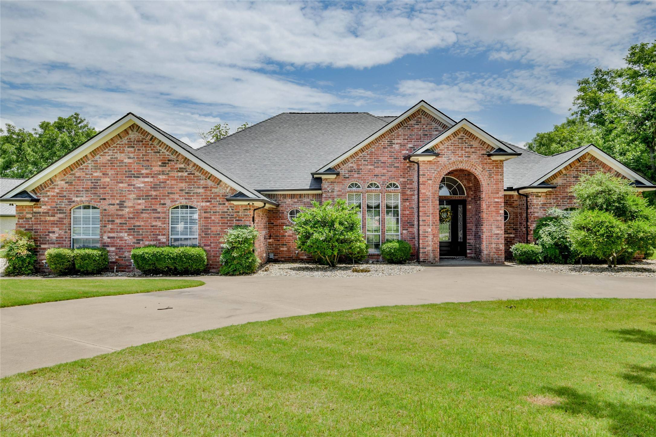 Granbury, TX 76049,5905 Dog Leg CT