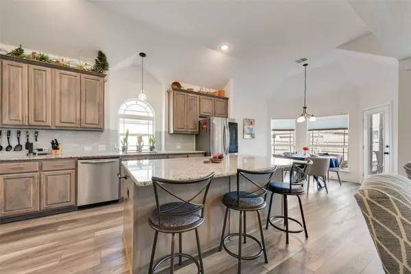 Waxahachie, TX 75165,455 Wintergreen DR