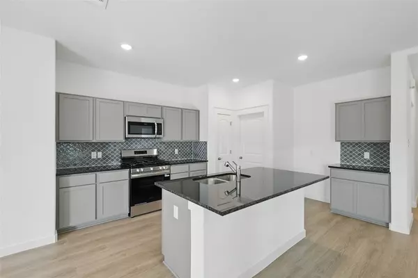 Forney, TX 75126,1021 Baker Bridge DR
