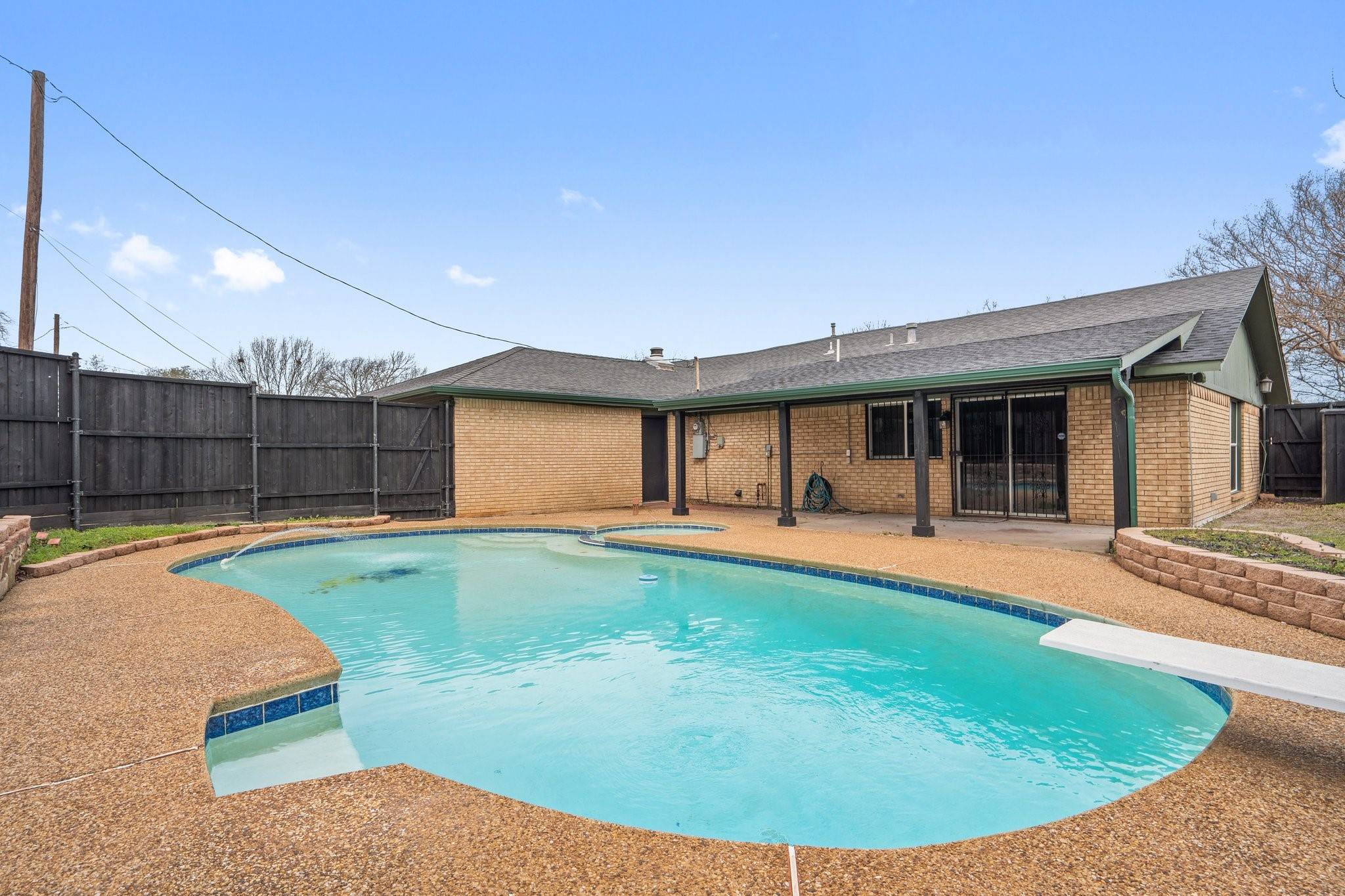 508 Danny DR, Desoto, TX 75115