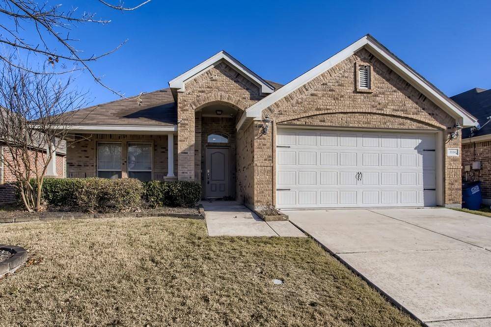 1114 Luckenbach DR, Forney, TX 75126