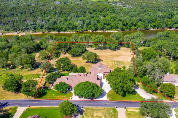 9310 Bellechase RD, Granbury, TX 76049