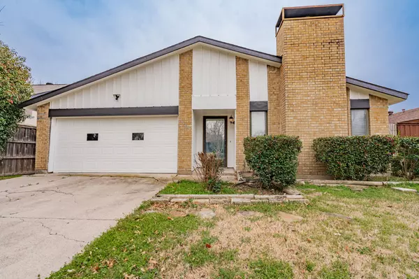 Dallas, TX 75238,10906 Listi DR