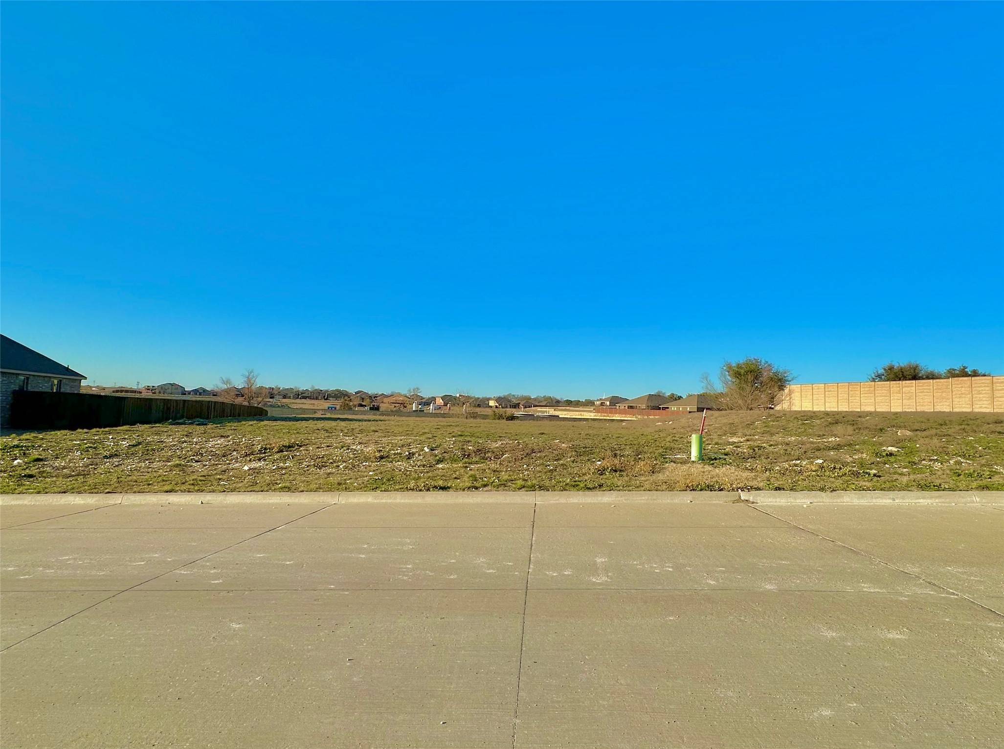1904 Echo Lake CT, Cleburne, TX 76033