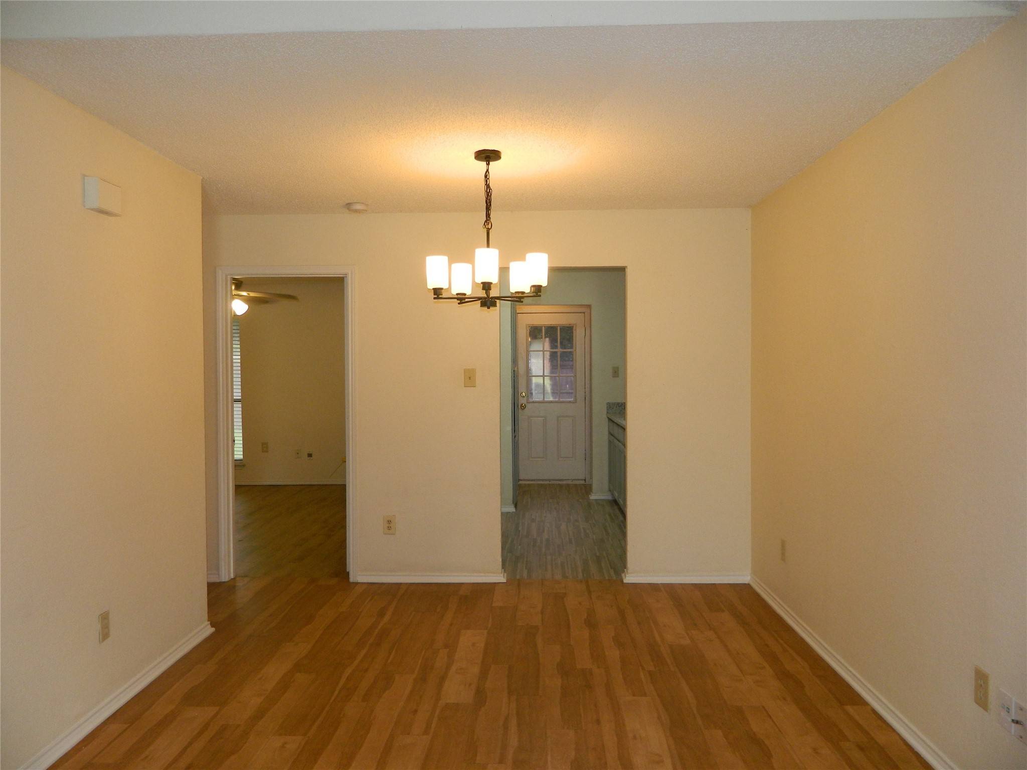 Arlington, TX 76017,5708 Red Cactus CT