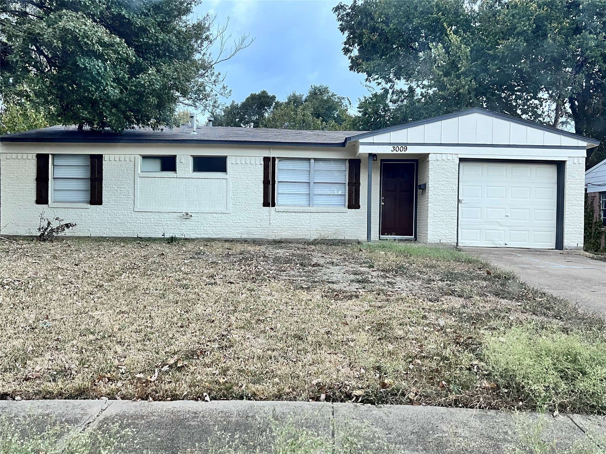 3009 Albany DR, Mesquite, TX 75150