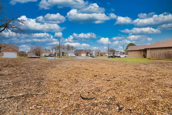 3936 Grimes RD, Irving, TX 75061