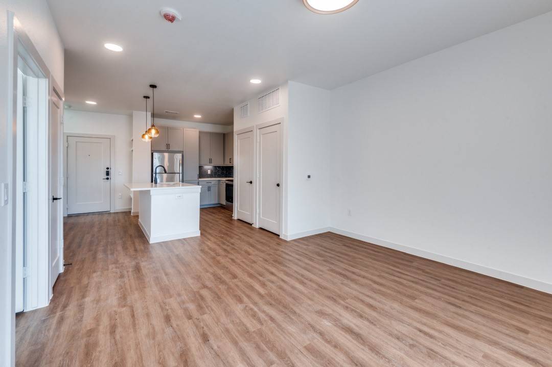 Dallas, TX 75203,627 N Lancaster AVE #307