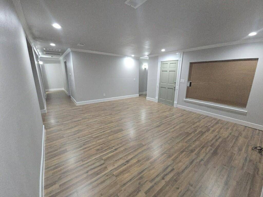Bonham, TX 75418,621 E 8th ST