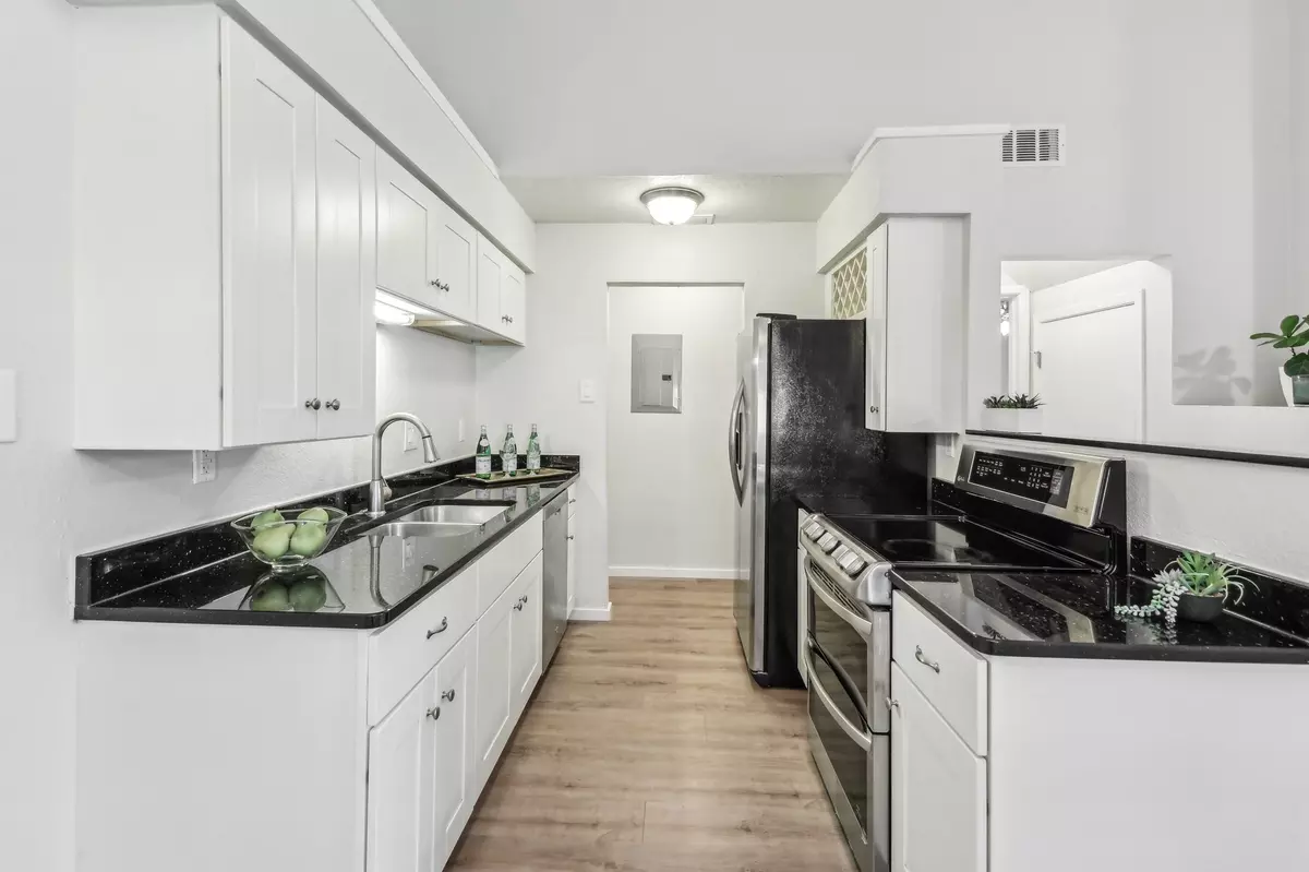 Carrollton, TX 75006,2240 Tarpley RD #451