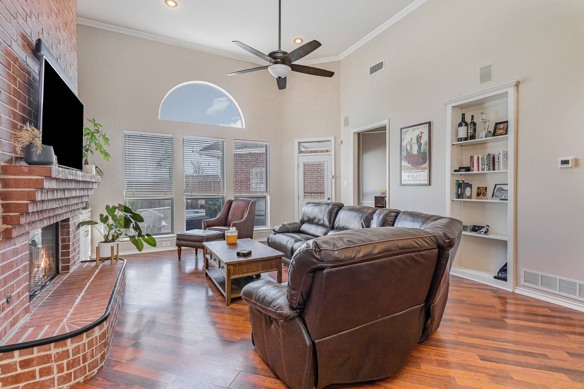 Coppell, TX 75019,948 Falcon LN