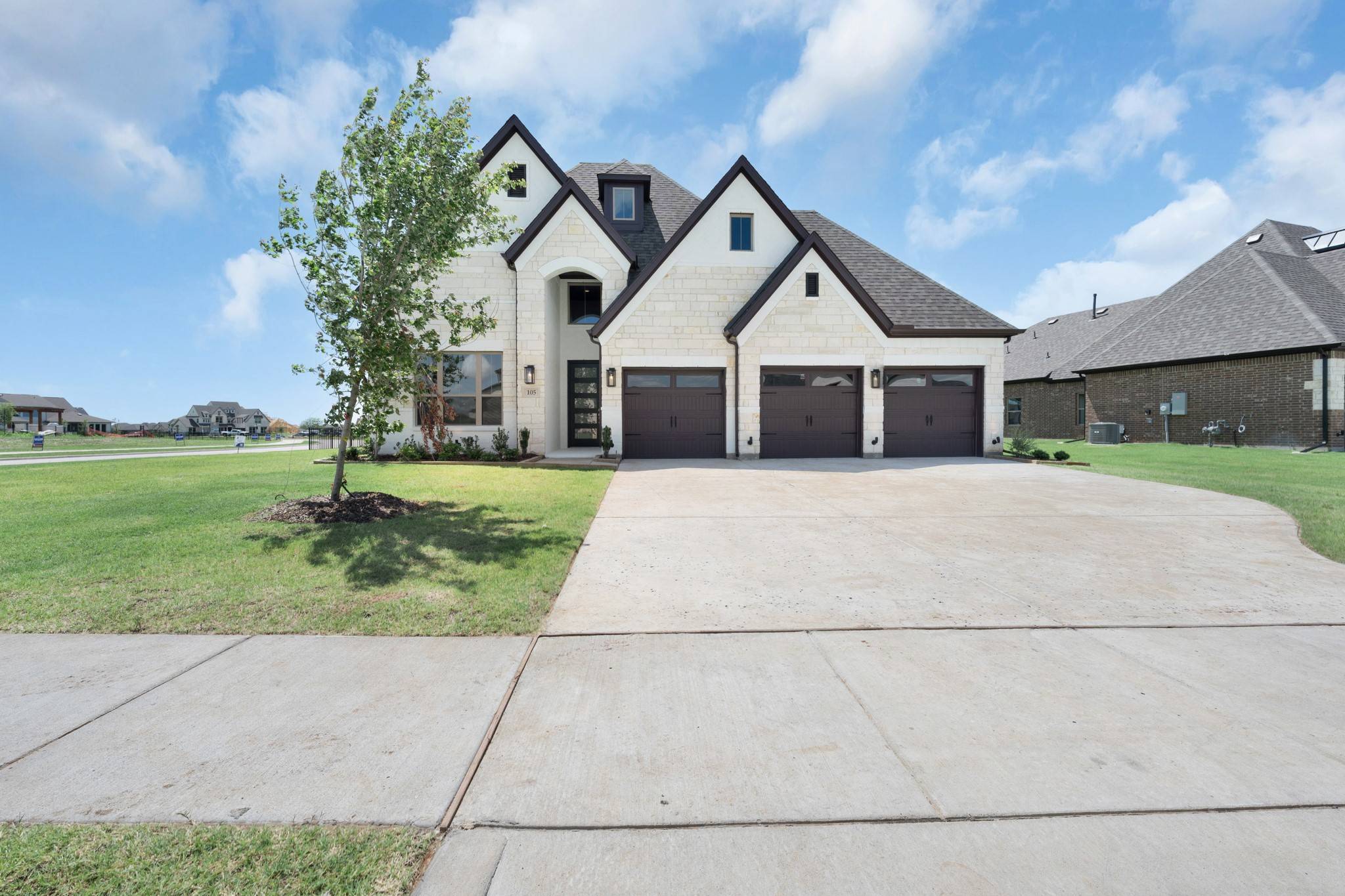 105 Deep Water CT, Heath, TX 75032
