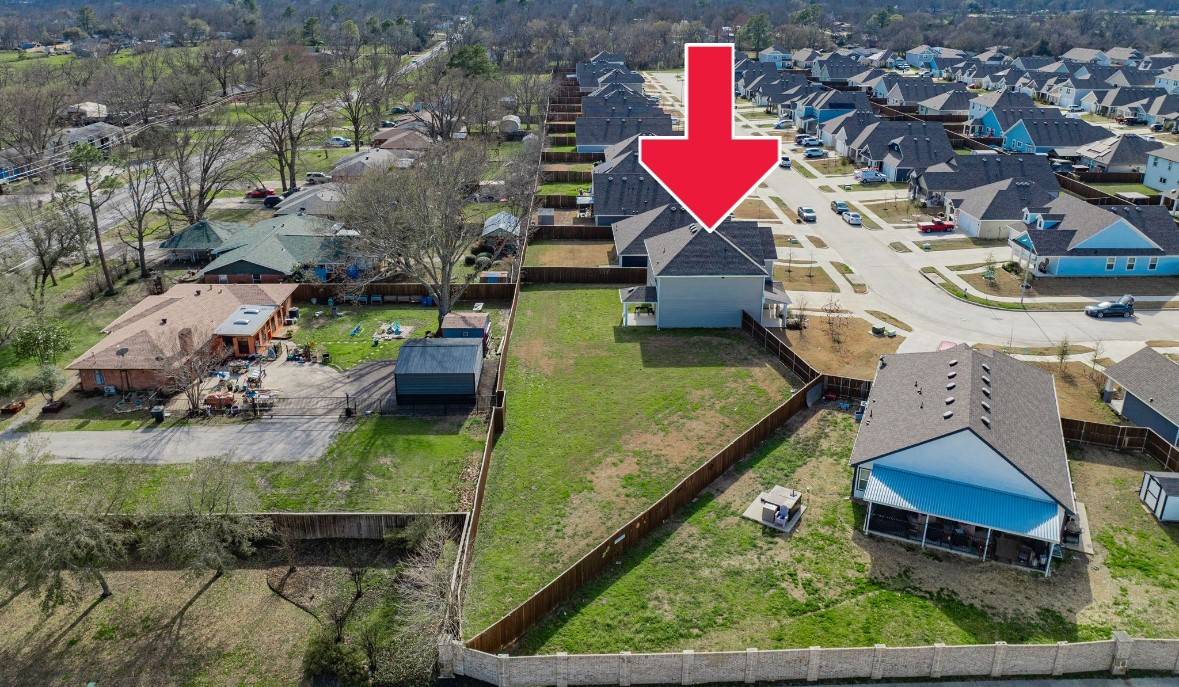 103 Rock Creek LN, Terrell, TX 75160