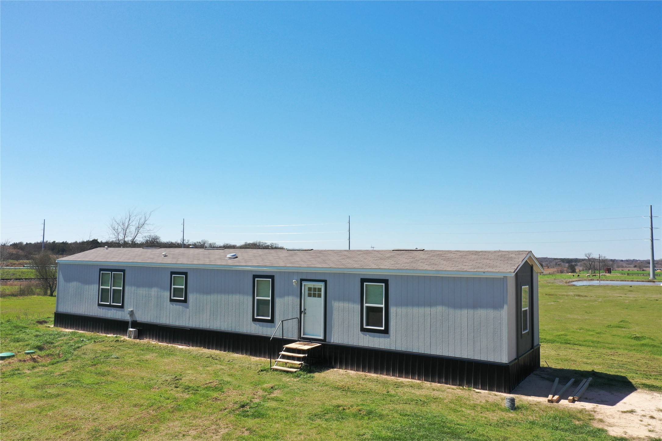 211 FM 2547, Fairfield, TX 75840