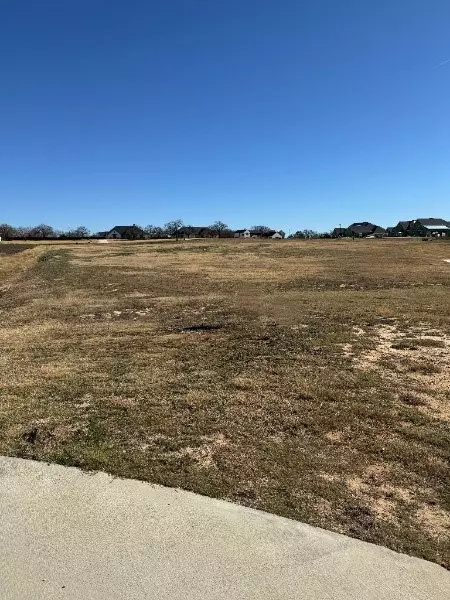 2057 Vaquero DR, Weatherford, TX 76088