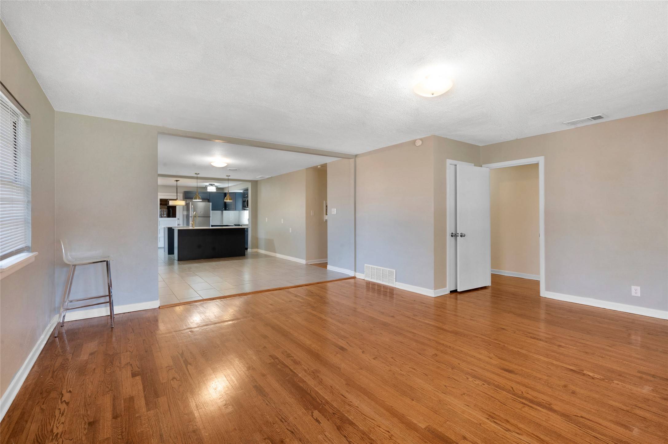 Fort Worth, TX 76107,4021 Kenley ST