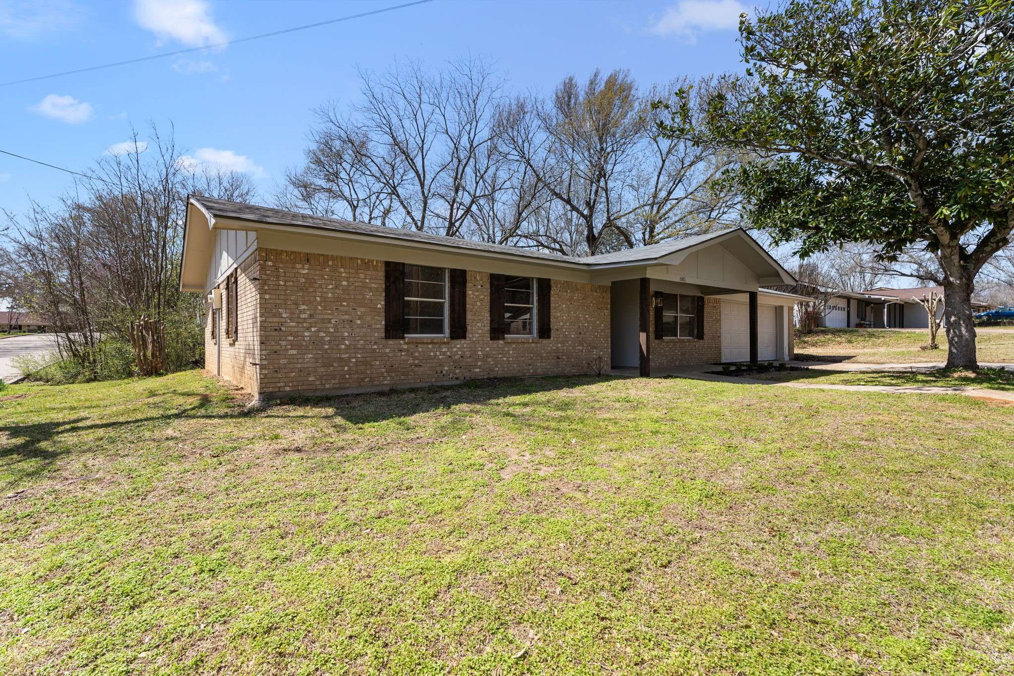 Canton, TX 75103,685 Sides CIR