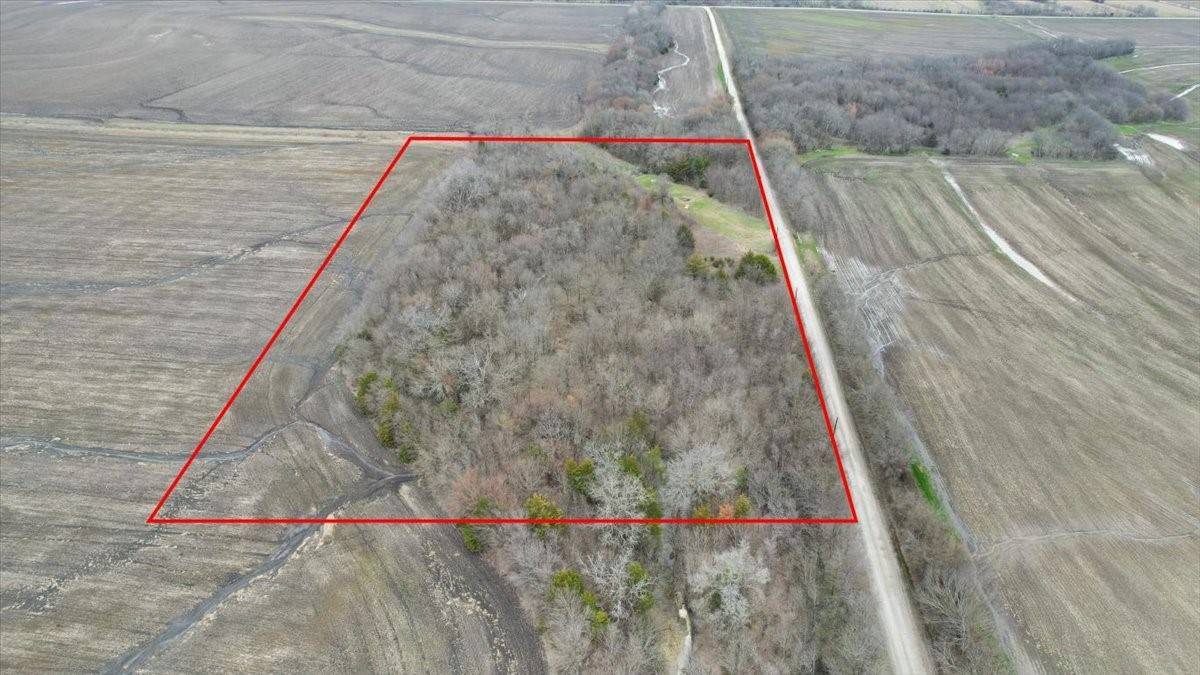 000 Jameson RD, Van Alstyne, TX 75495