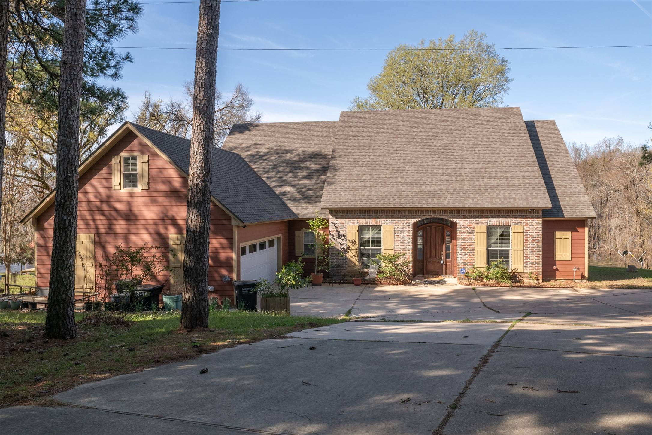 594 Junior Edwards RD, Doyline, LA 71023