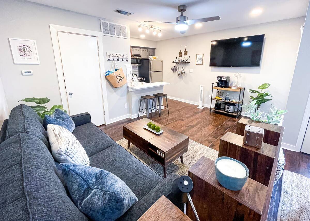 Fort Worth, TX 76107,3121 Sondra DR #304
