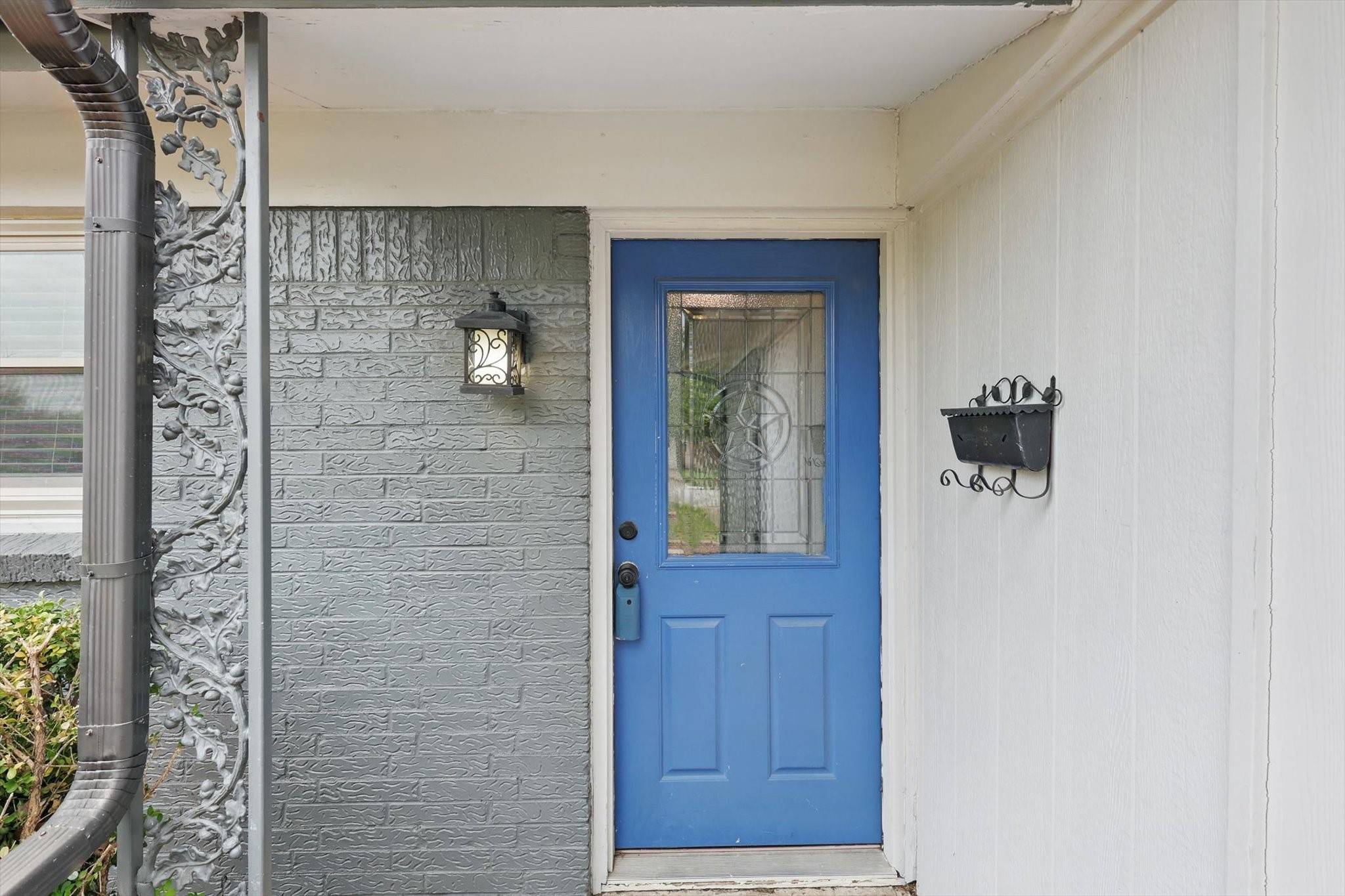 North Richland Hills, TX 76180,5109 Grove ST