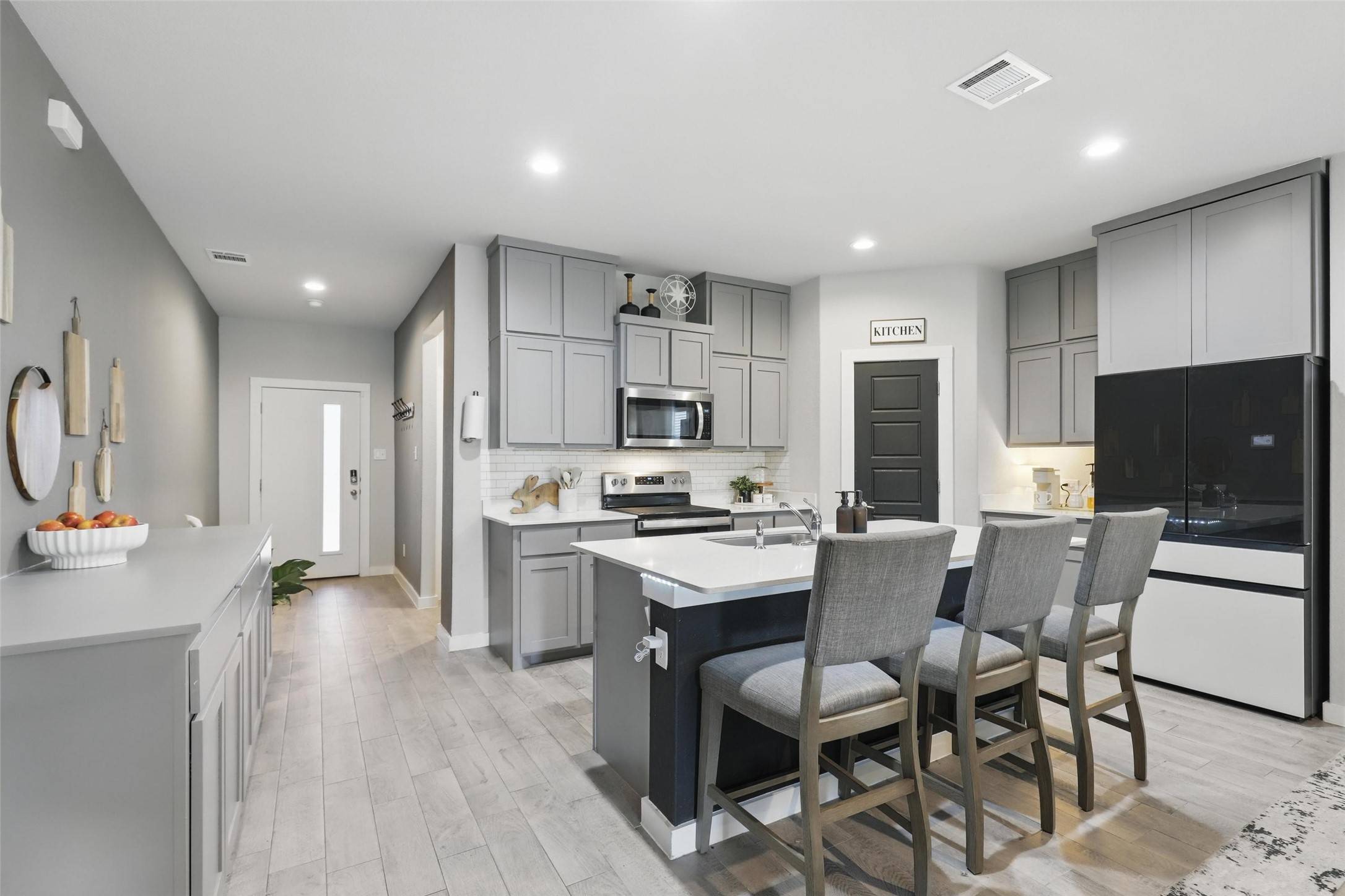 Alvarado, TX 76009,1532 Battery Park DR