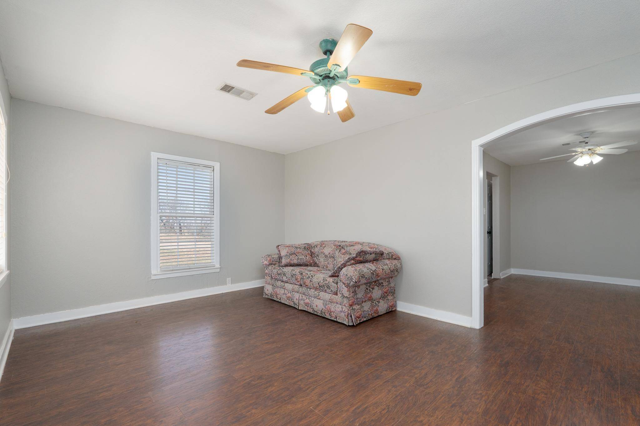 Roby, TX 79543,412 N Walton ST