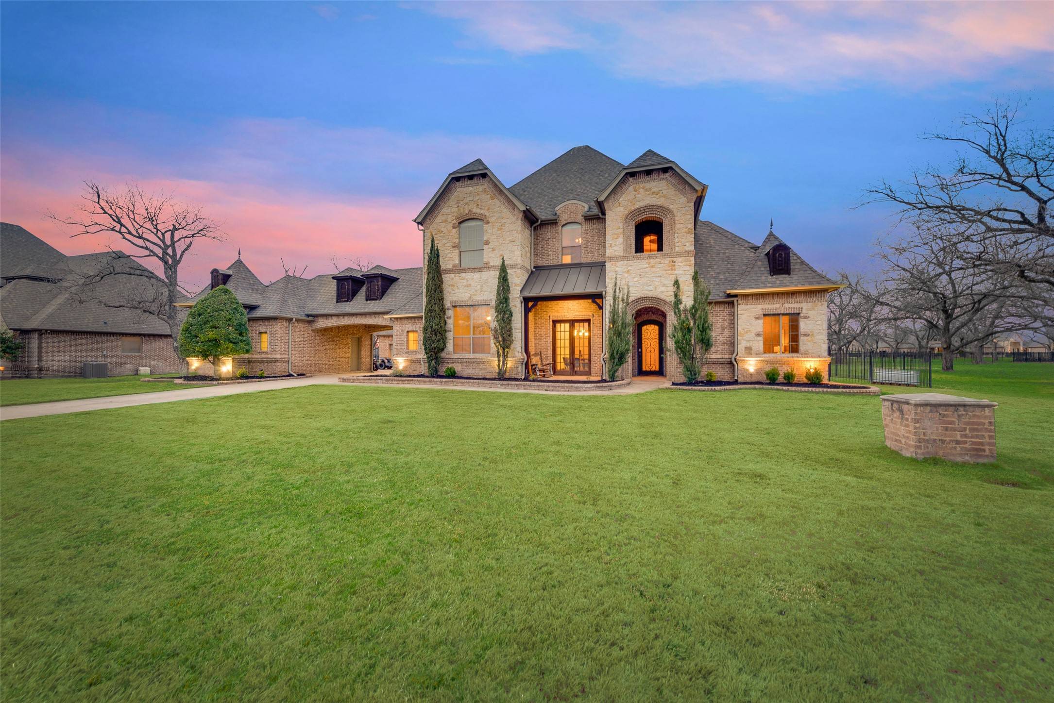 Fort Worth, TX 76179,6236 Peden RD