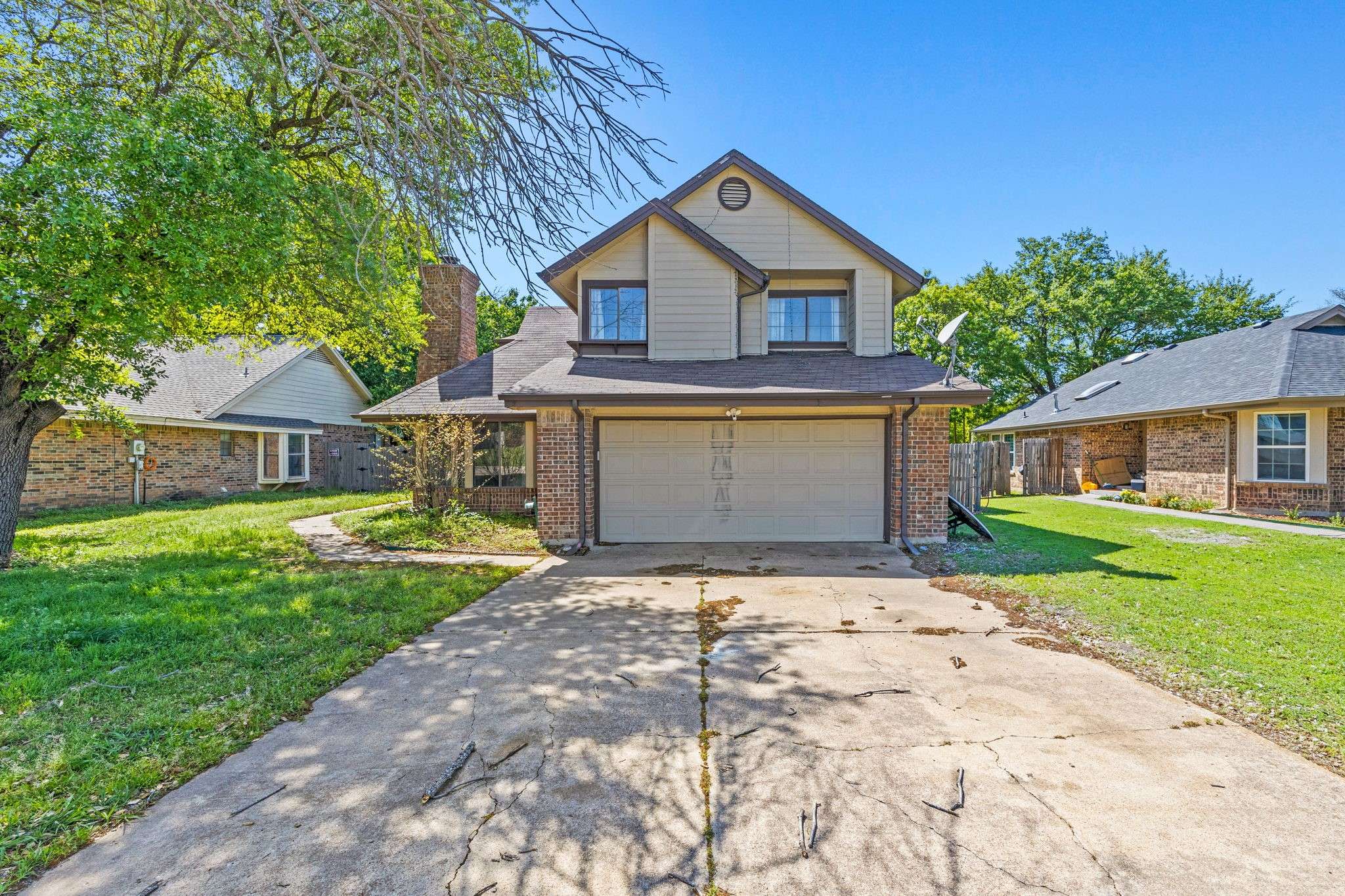 4377 Hemingway DR, Grand Prairie, TX 75052