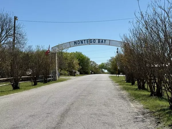 3623 Linda WAY, Granbury, TX 76049