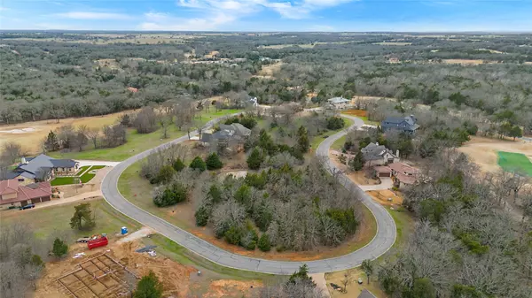 Gordonville, TX 76245,339 Roaring Fork CIR