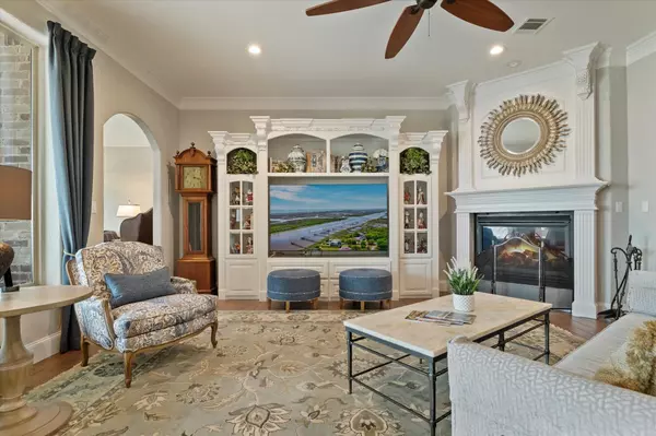 Granbury, TX 76049,1904 W Emerald Bend CT