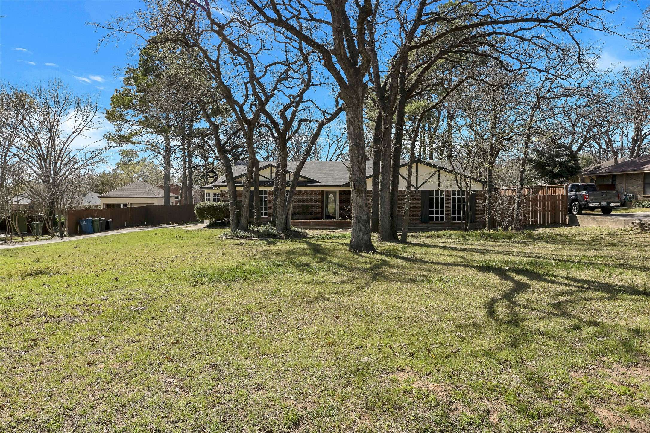 3910 Kelsey CT, Grapevine, TX 76051