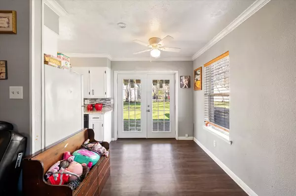 Corsicana, TX 75110,700 W 3rd AVE